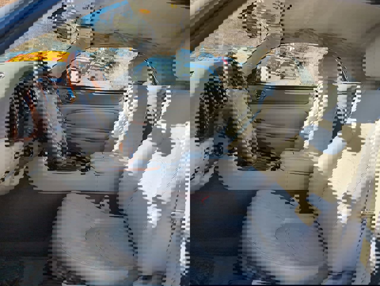 Used 2002 Jaguar XK8 Convertible image 11