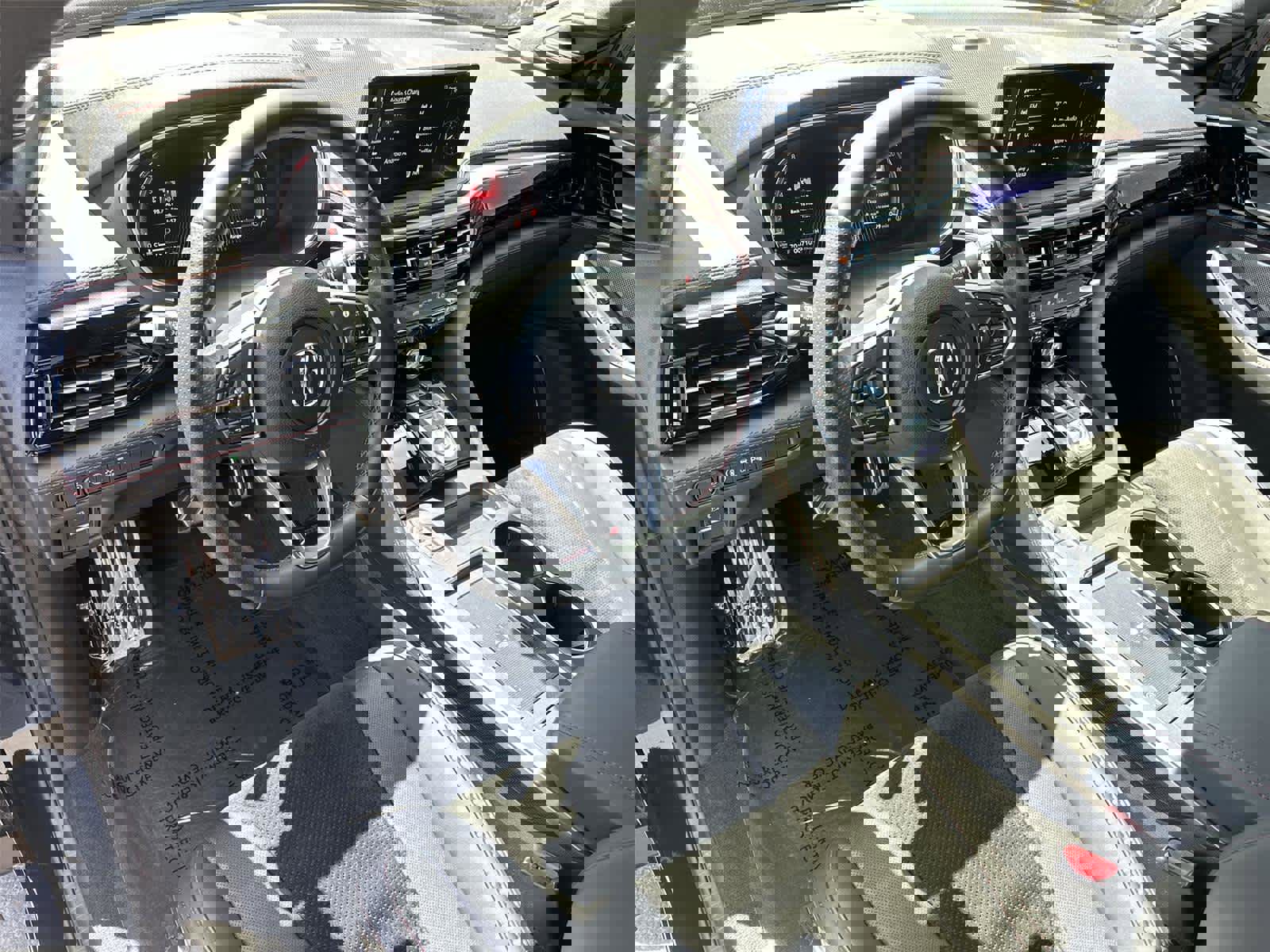 Used 2025 Acura MDX A-Spec image 2