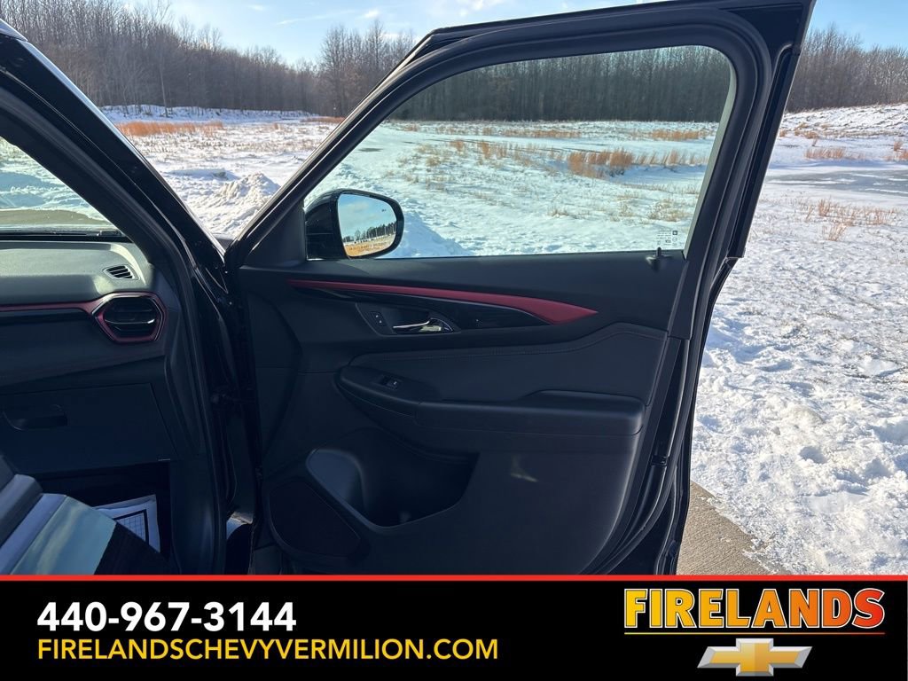 Used 2024 Chevrolet TrailBlazer RS w/ Convenience Package image 28