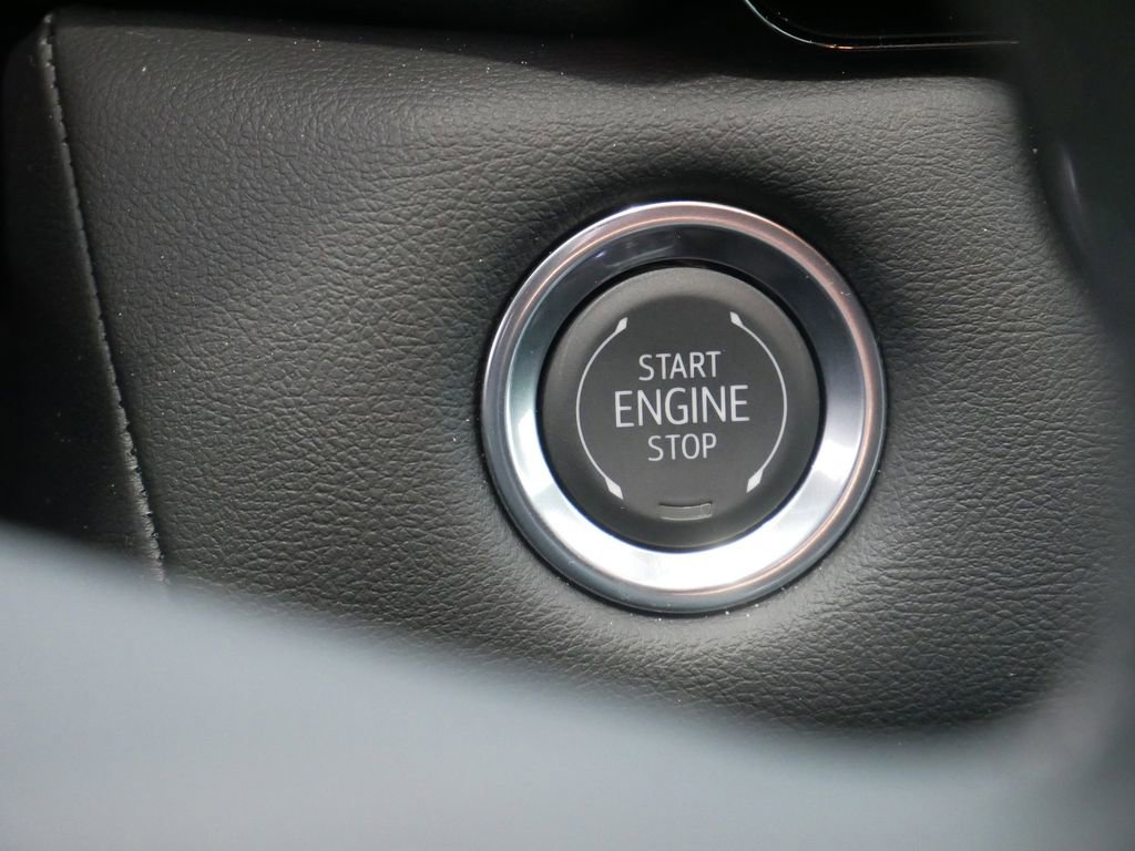 New 2026 GMC Canyon Elevation w/ Convenience Package image 23