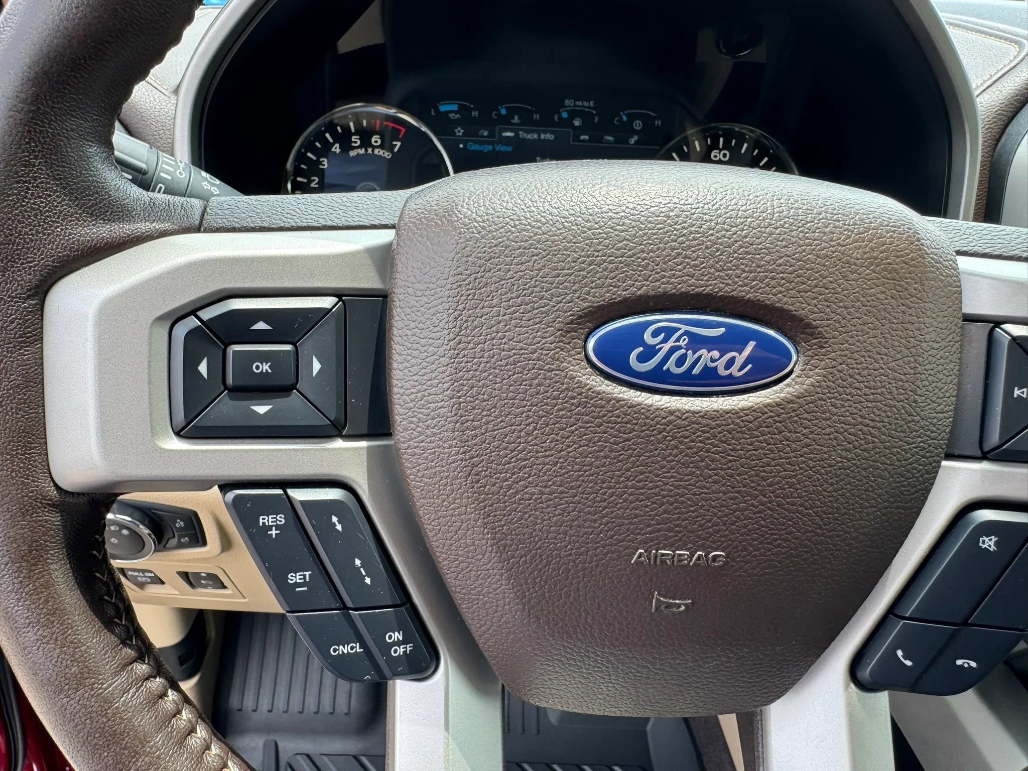 Used 2019 Ford F150 Lariat w/ Equipment Group 502A Luxury RWD image 37