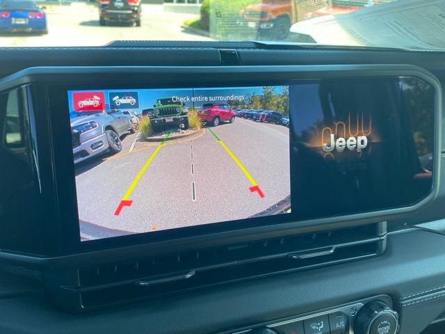 New 2025 Jeep Wrangler Unlimited Sahara AWD/4WD image 21