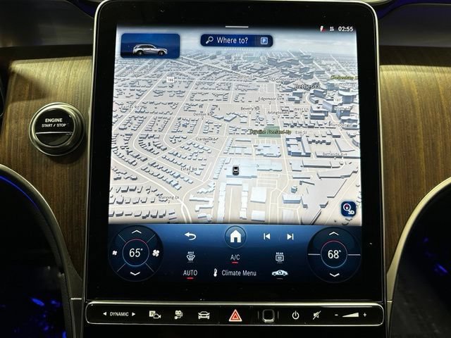 Used 2025 Mercedes-Benz GLC 350e 4MATIC w/ Driver Assistance Package image 22