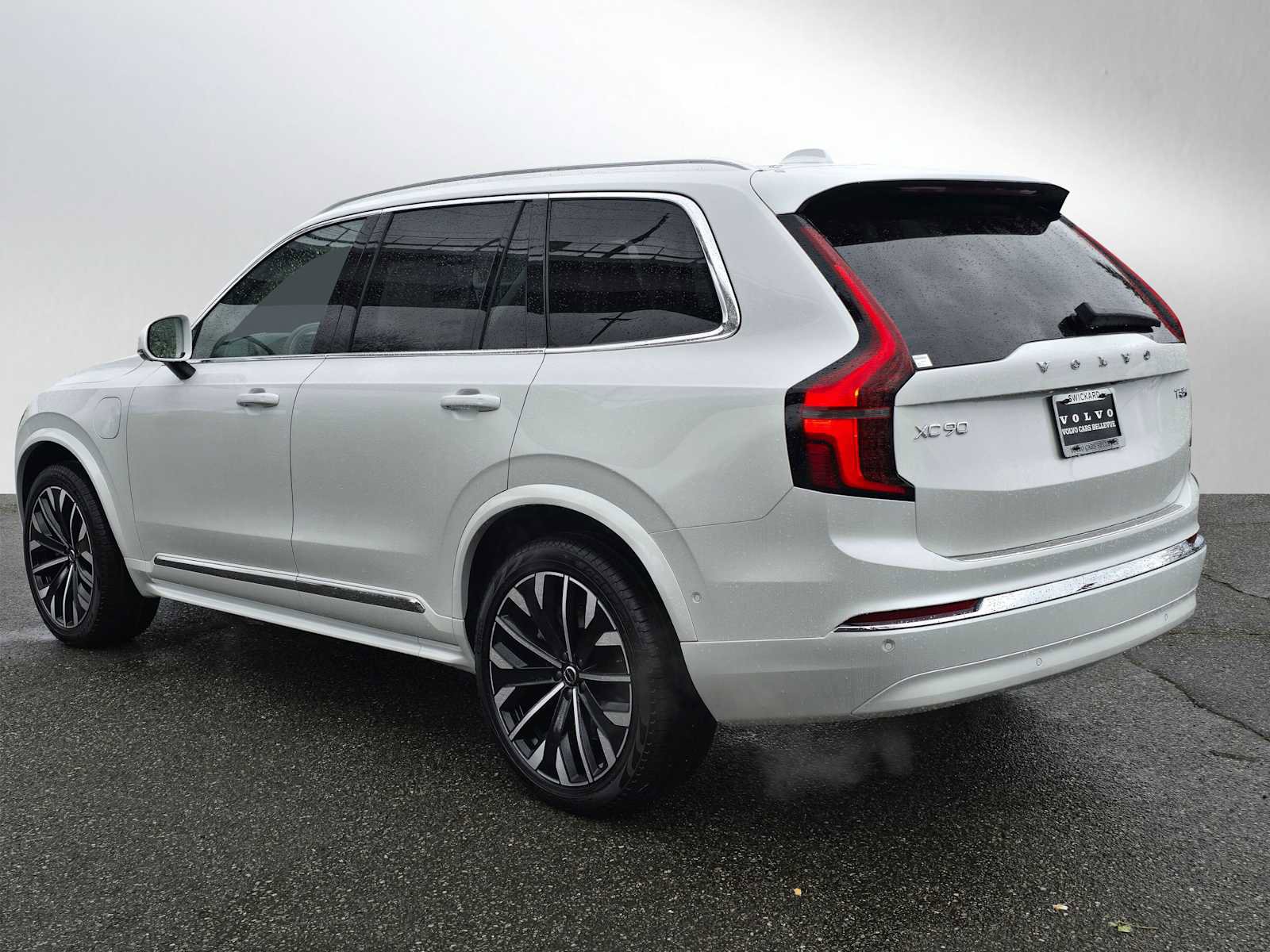 New 2026 Volvo XC90 T8 Ultra w/ Lounge Package image 5