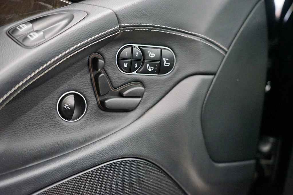 Used 2012 Mercedes-Benz SL 550 image 14