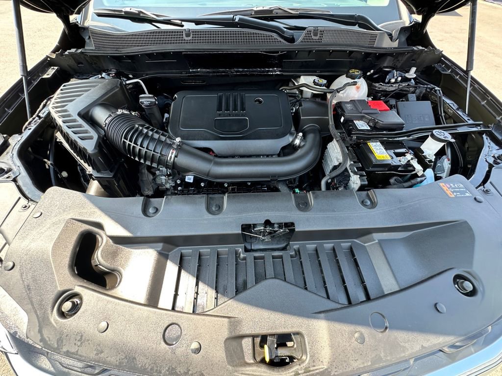 Used 2024 Chevrolet Blazer LT FWD image 30