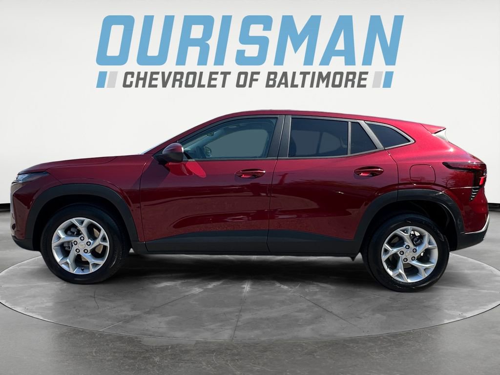 Certified 2025 Chevrolet Trax LS w/ LS Convenience Package image 3