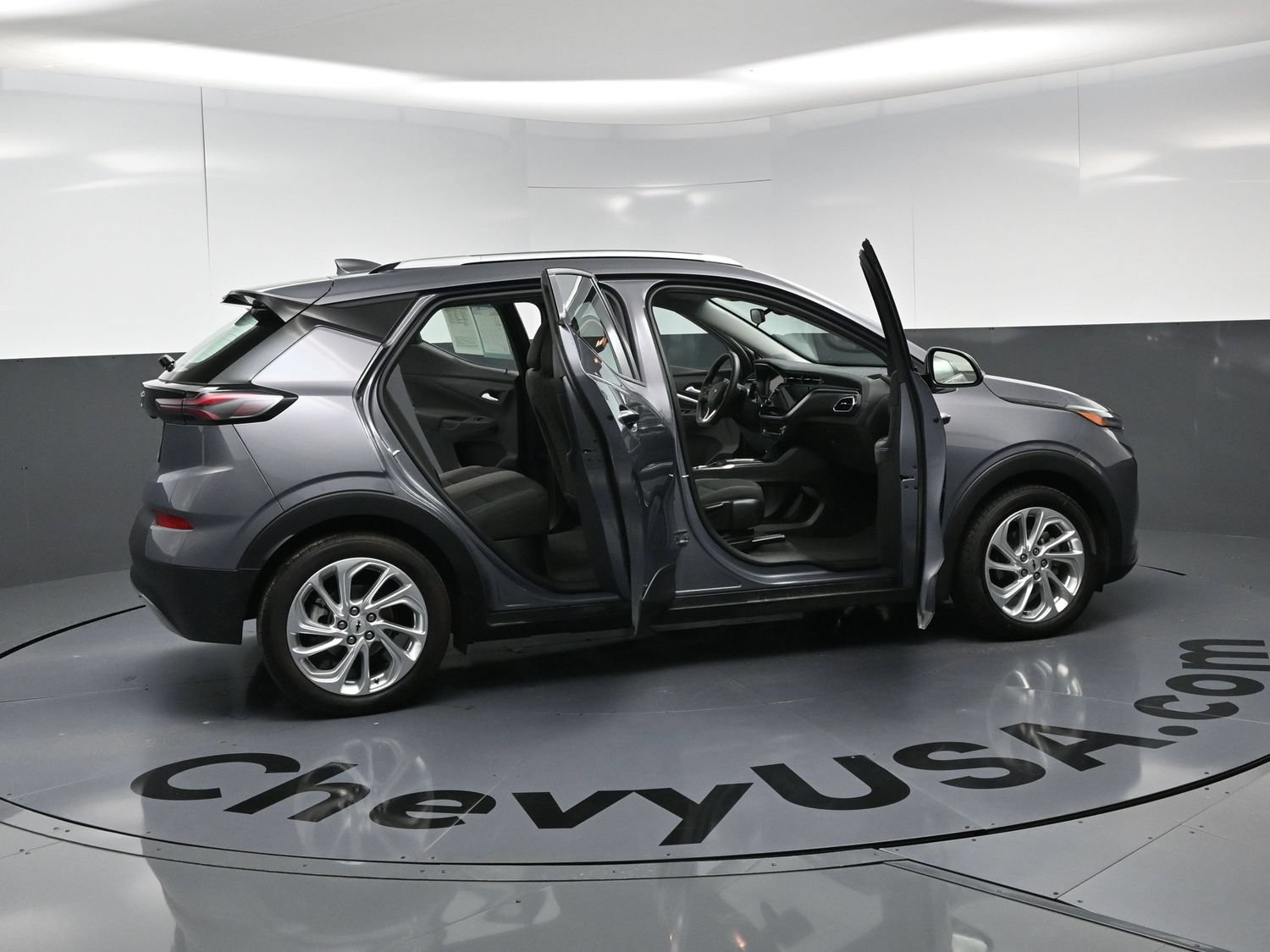 Used 2022 Chevrolet Bolt EUV LT w/ Driver Confidence Package FWD image 25