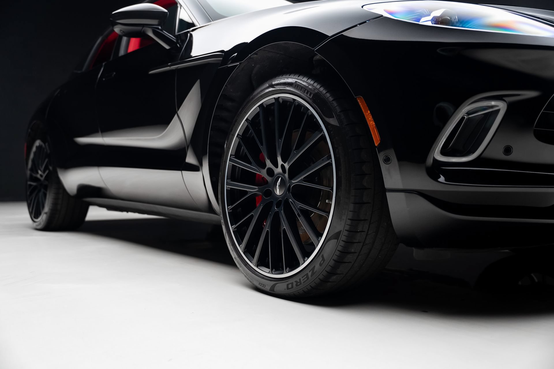 Used 2022 Aston Martin DBX AWD/4WD image 81