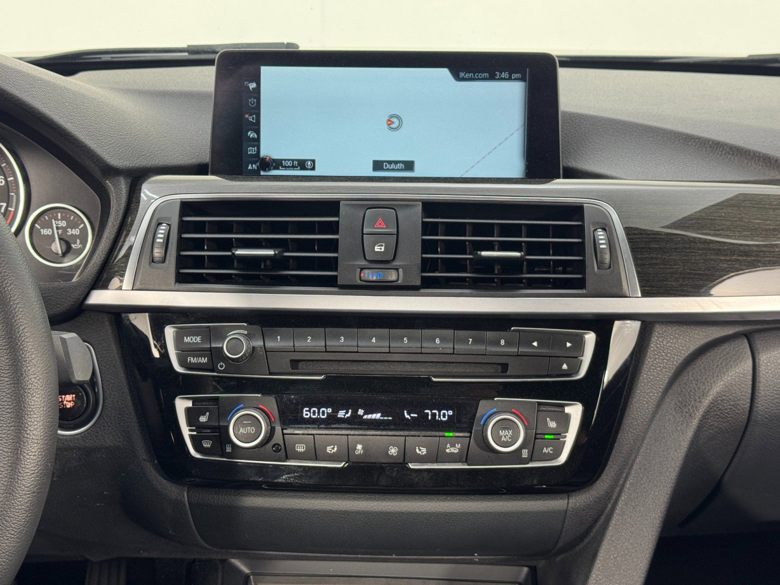 Used 2017 BMW 330e image 23