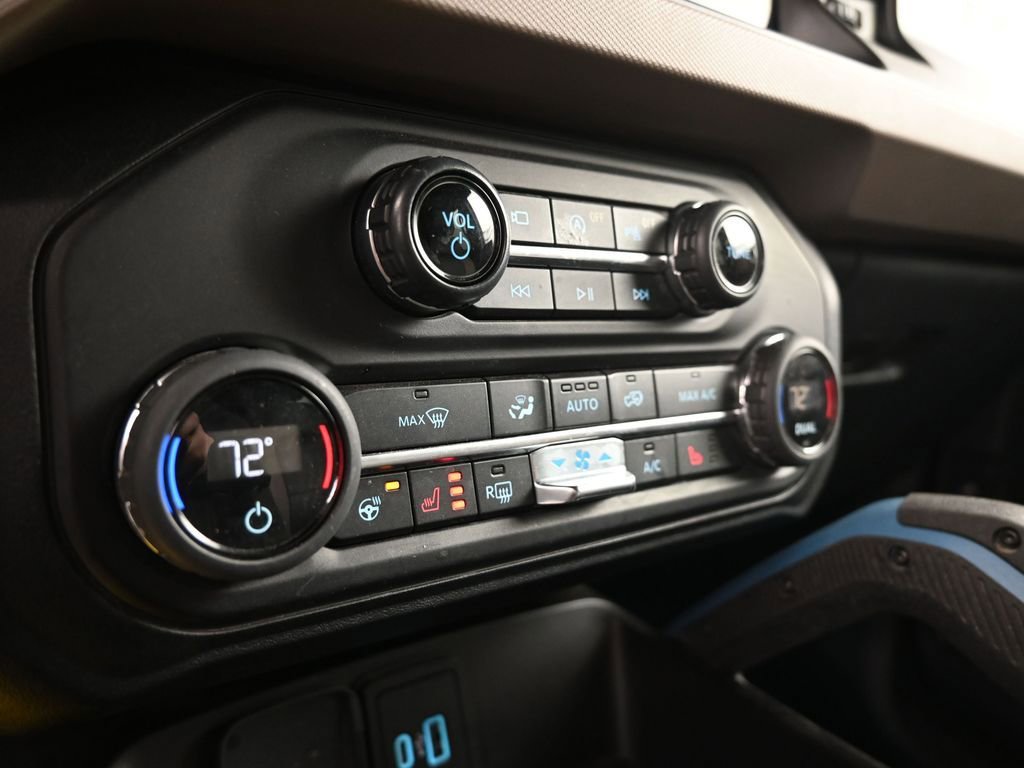 Used 2021 Ford Bronco Wildtrak image 36