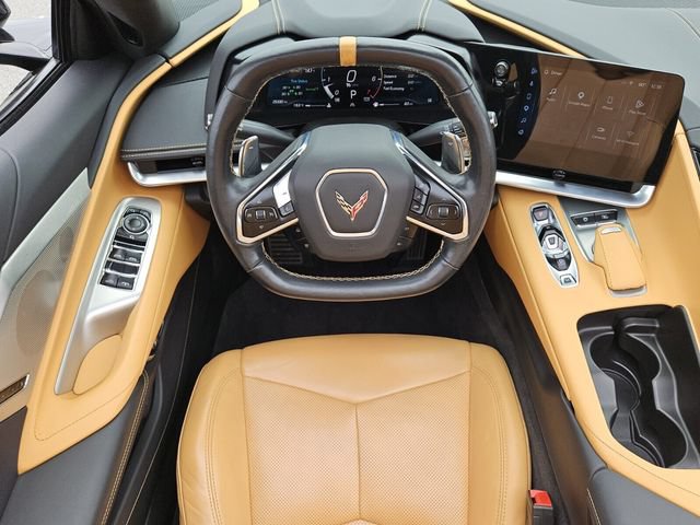 Used 2024 Chevrolet Corvette Stingray Preferred Conv w/ 2LT RWD image 7