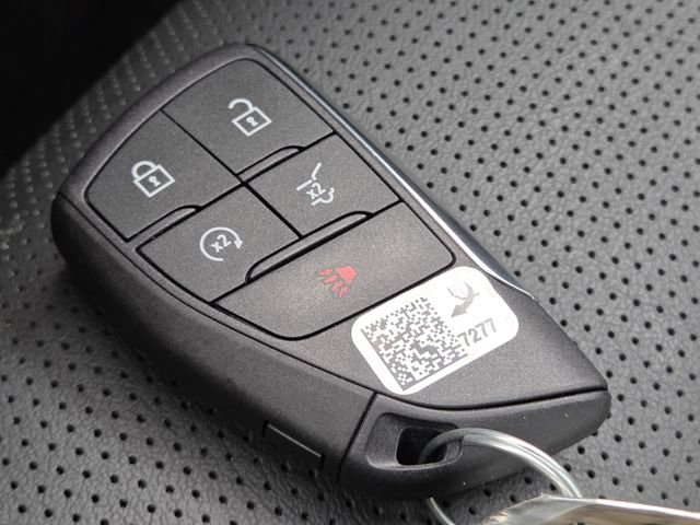 Used 2024 Buick Envision Avenir AWD/4WD image 40