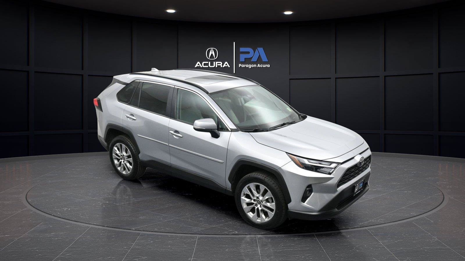 Used 2022 Toyota RAV4 XLE Premium AWD/4WD image 30