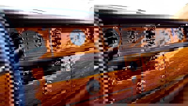 Used 2010 Rolls-Royce Phantom Sedan image 18