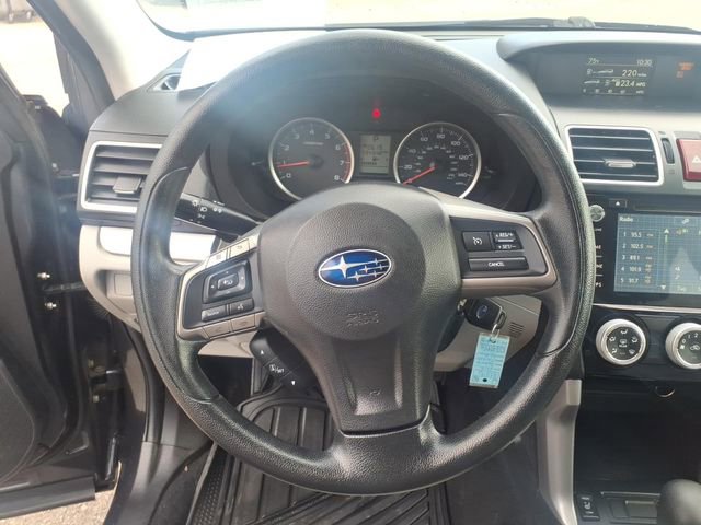 Used 2016 Subaru Forester 2.5i Premium w/ All-Weather Package AWD/4WD image 17