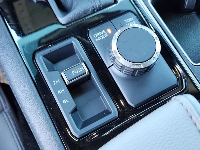 Used 2025 Toyota Tundra Limited image 29