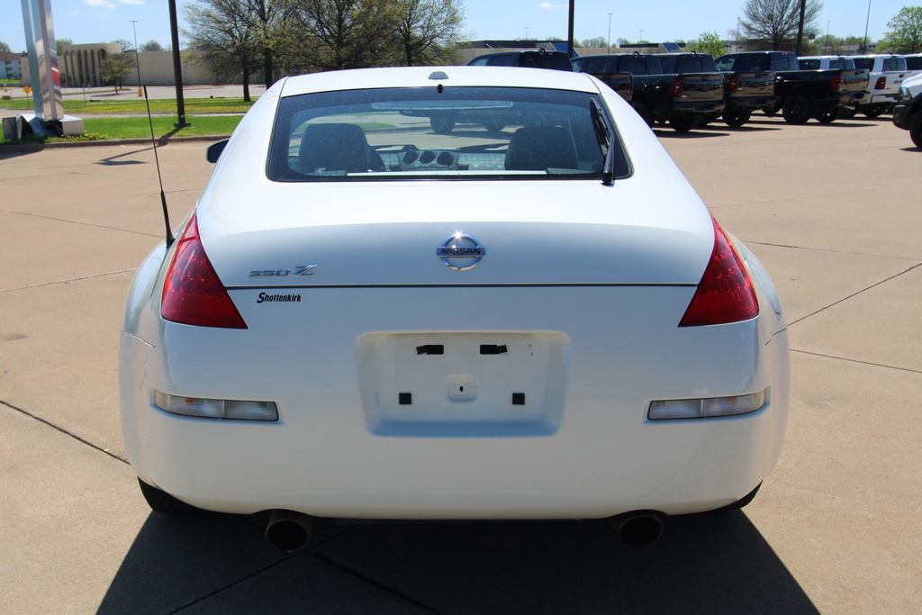 Used 2006 Nissan 350Z Touring image 12