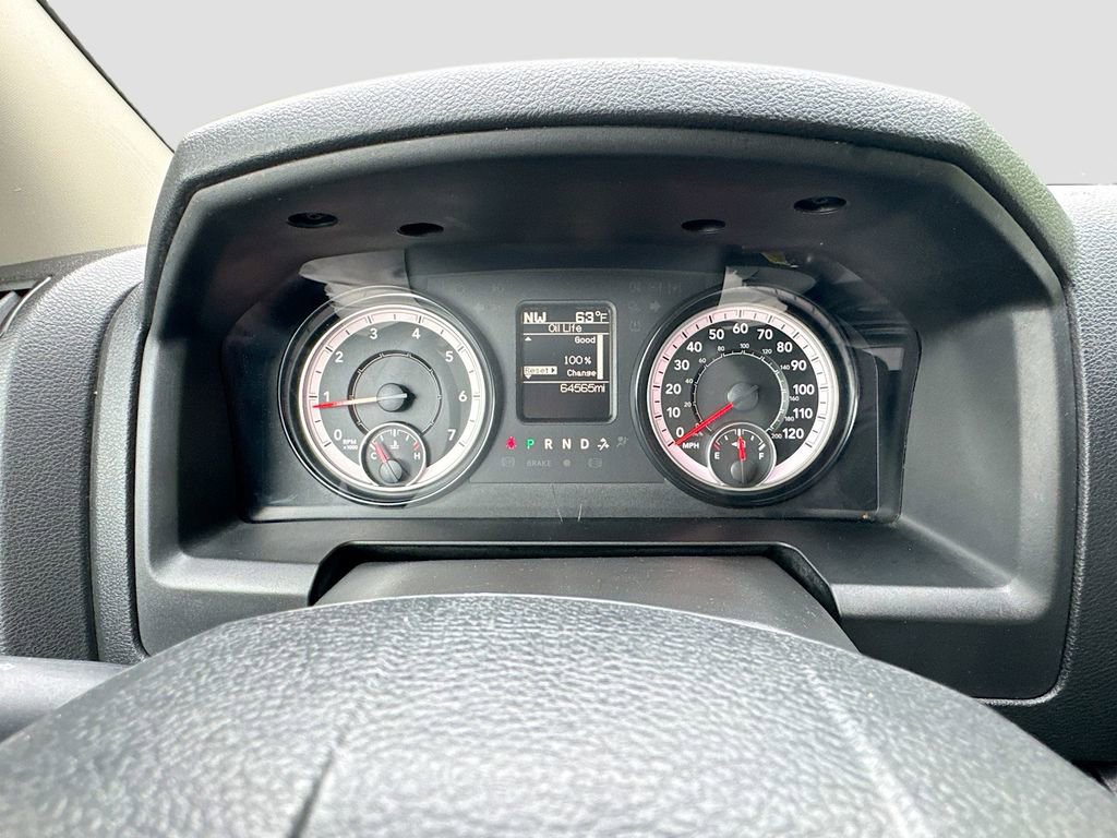 Used 2022 RAM 1500 Classic SLT RWD image 11