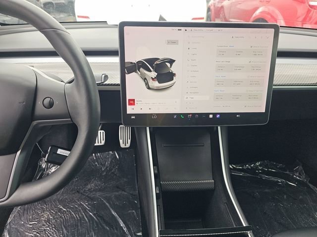 Used 2020 Tesla Model 3 Standard Range RWD image 8