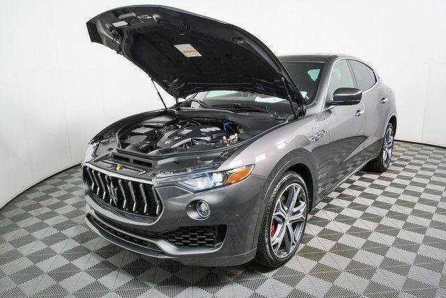 Certified 2023 Maserati Levante GT AWD/4WD image 34