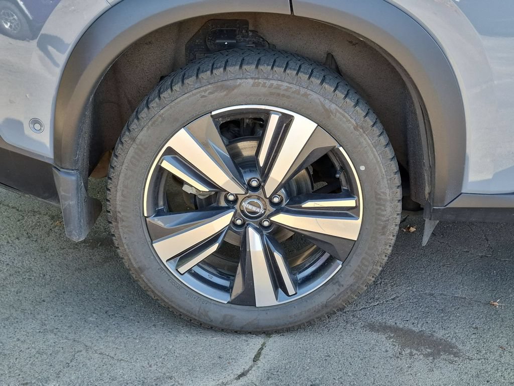 Used 2023 Nissan Rogue SL w/ SL Premium Package AWD/4WD image 9
