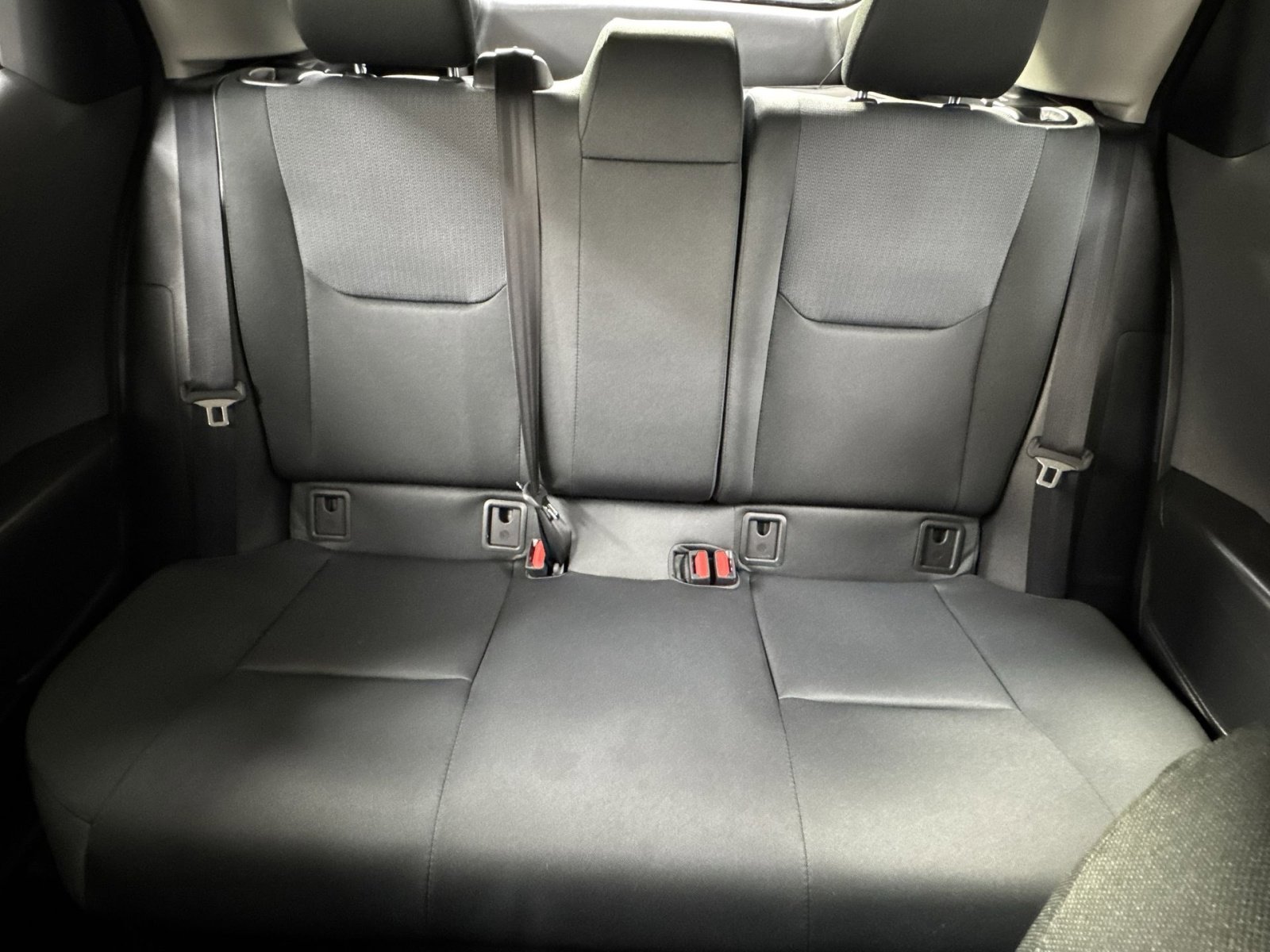 Used 2024 Toyota Prius LE image 5