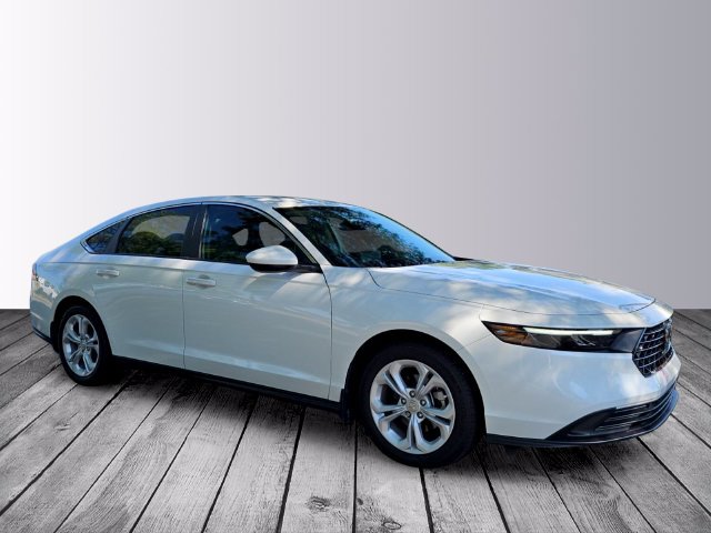 Used 2025 Honda Accord LX image 7