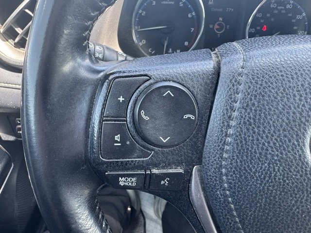 Used 2018 Toyota RAV4 Limited image 17