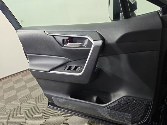 New 2025 Toyota RAV4 XLE image 29