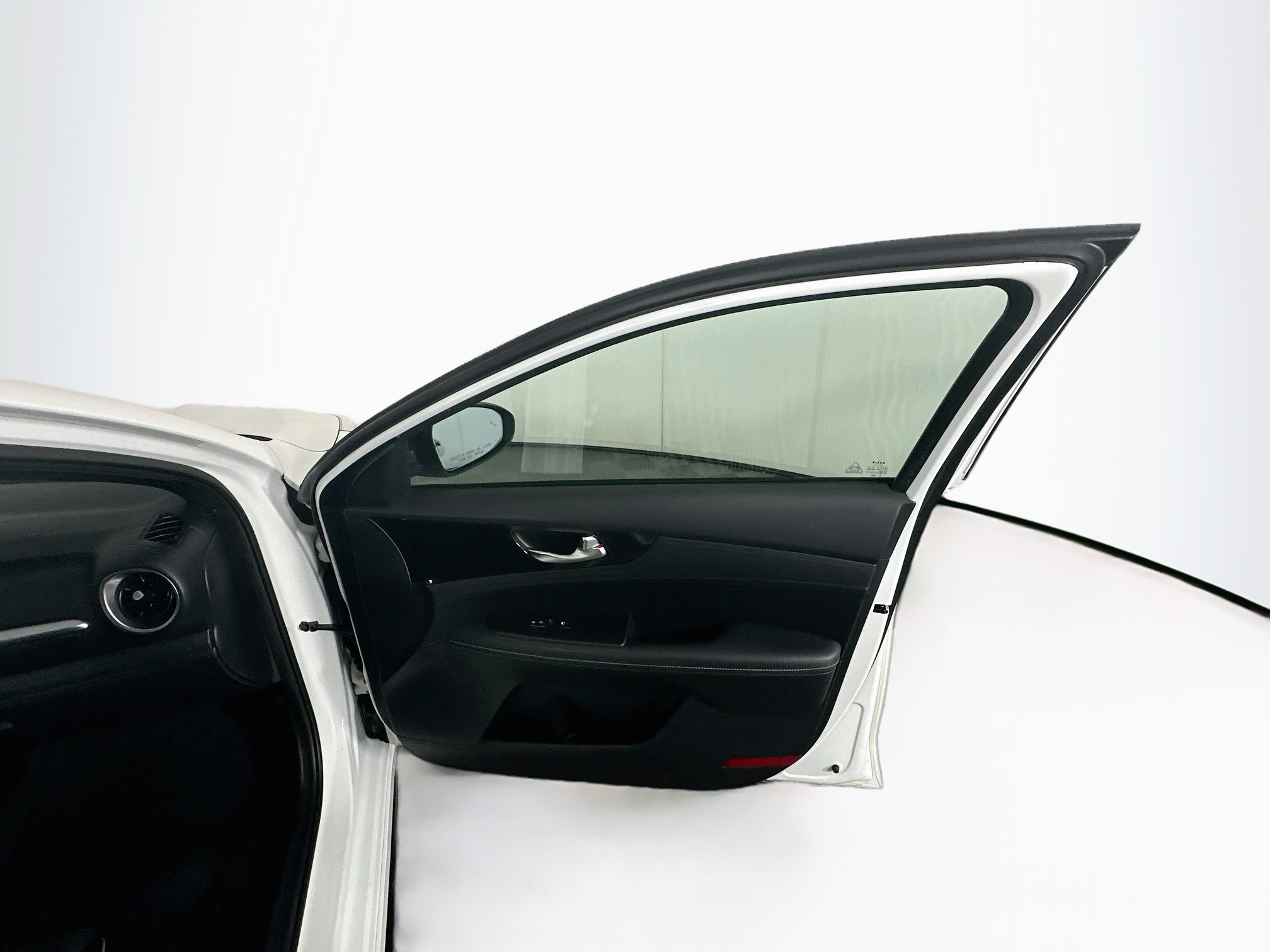 Used 2022 Kia Forte GT-Line w/ GT-Line Technology Package FWD image 31