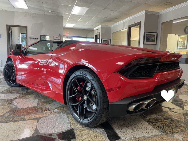 Used 2019 Lamborghini Huracan LP 580-2 RWD image 5