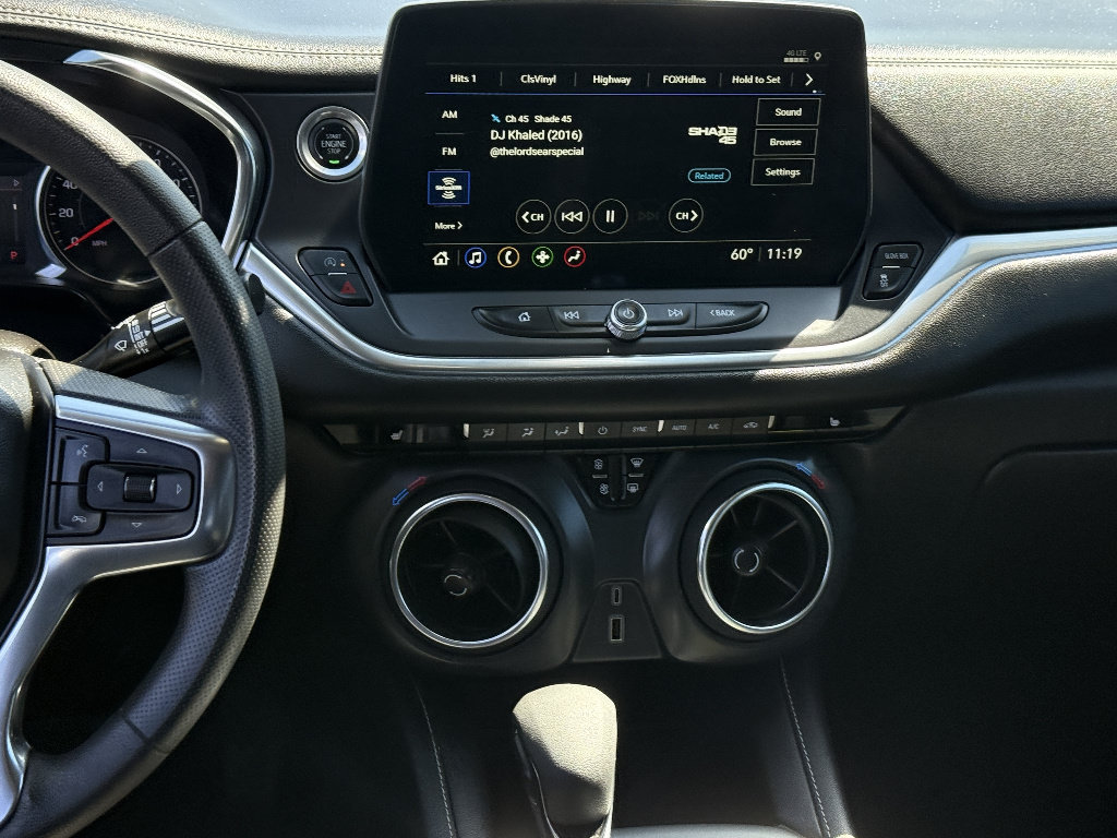 Used 2024 Chevrolet Blazer LT w/ Midnight/Sport Edition FWD image 22