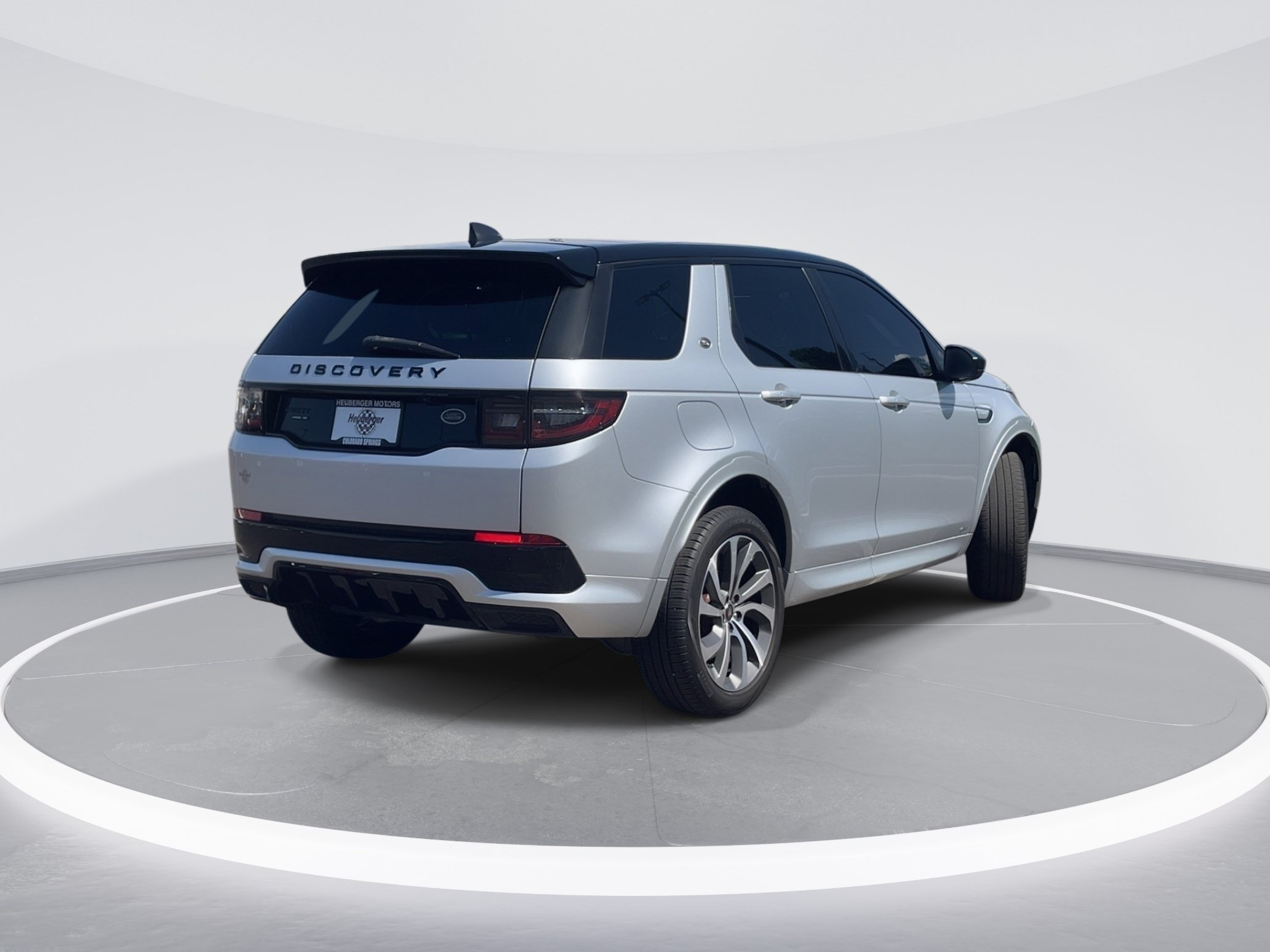Used 2020 Land Rover Discovery Sport SE R-Dynamic AWD/4WD image 5