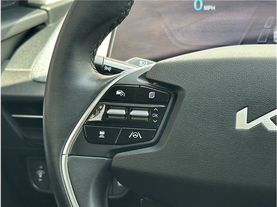 Used 2024 Kia EV6 Light AWD/4WD image 21