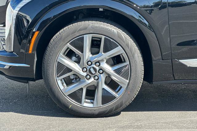 New 2027 Cadillac Optiq Luxury RWD image 28