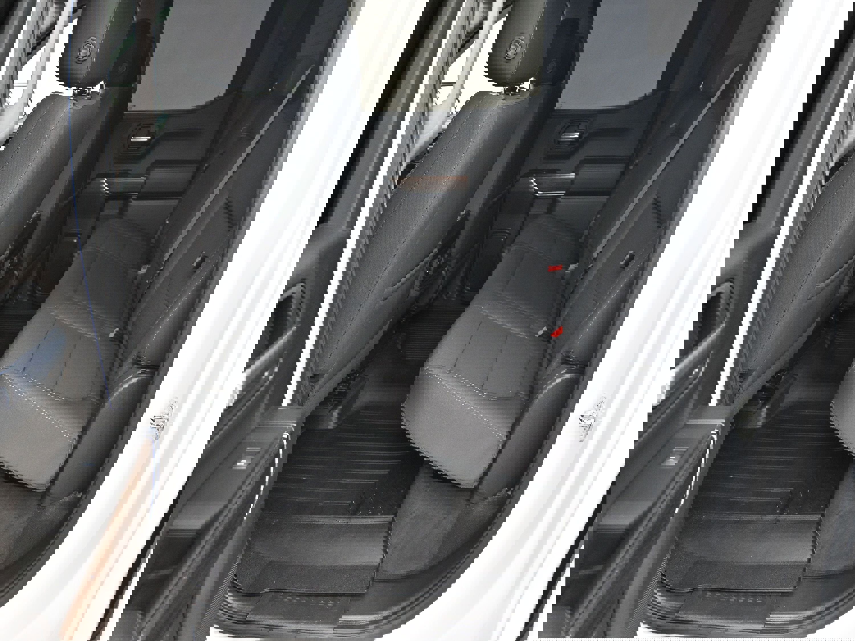 Used 2021 Chevrolet Silverado 1500 LT Trail Boss w/ Bed Protection Package image 26