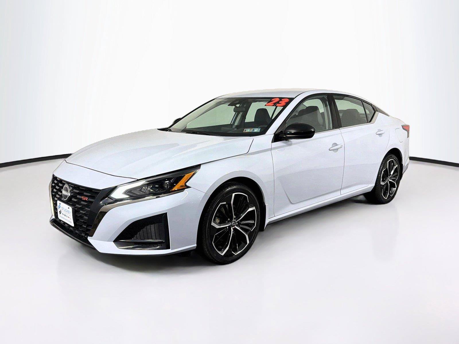 Used 2023 Nissan Altima 2.5 SR AWD/4WD image 7