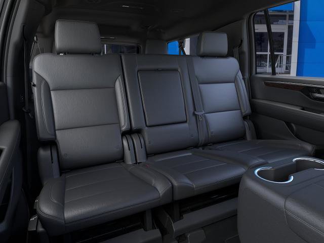 New 2026 Chevrolet Suburban LT image 17