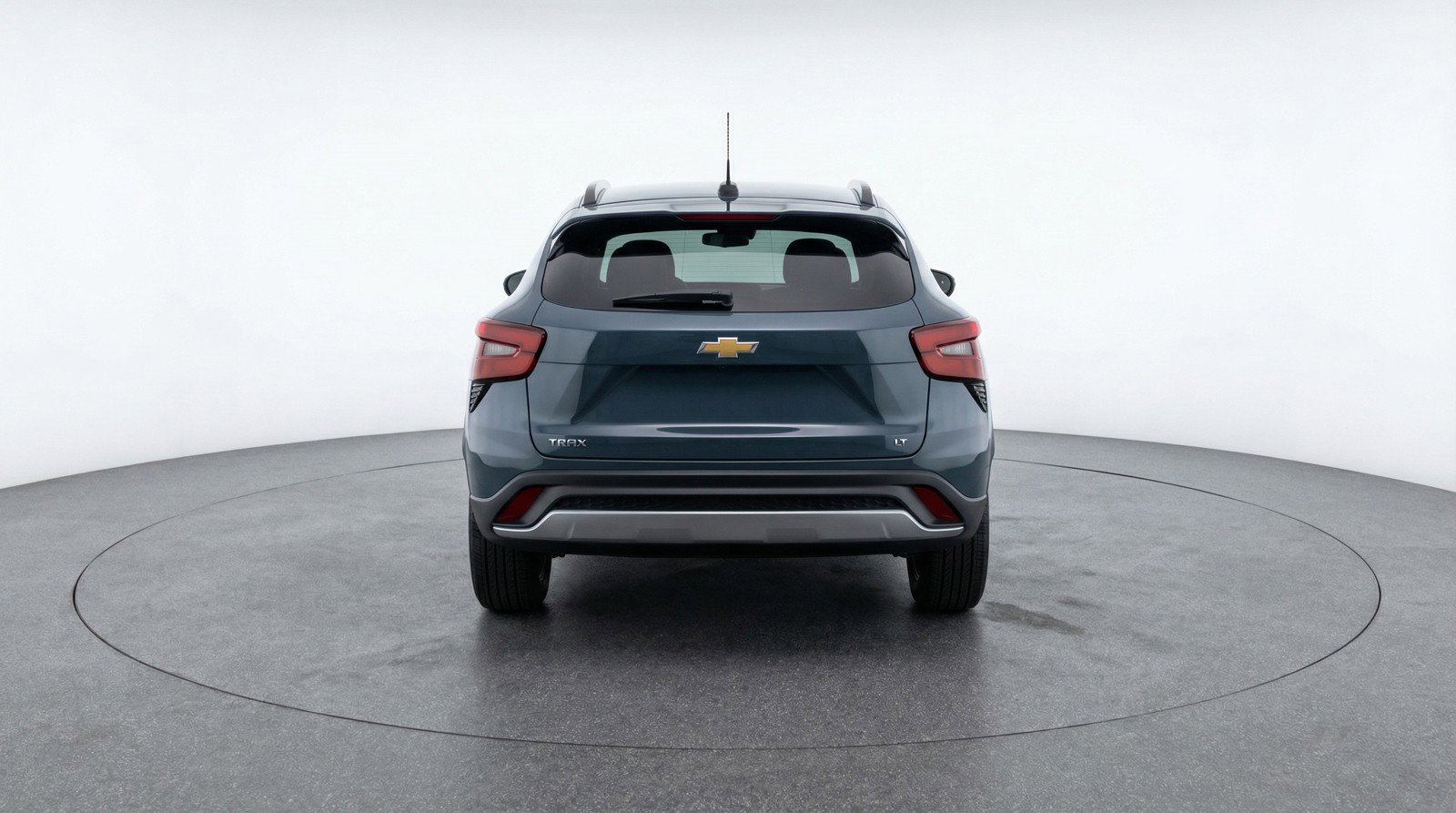 Used 2025 Chevrolet Trax LT w/ LT Convenience Package FWD image 7