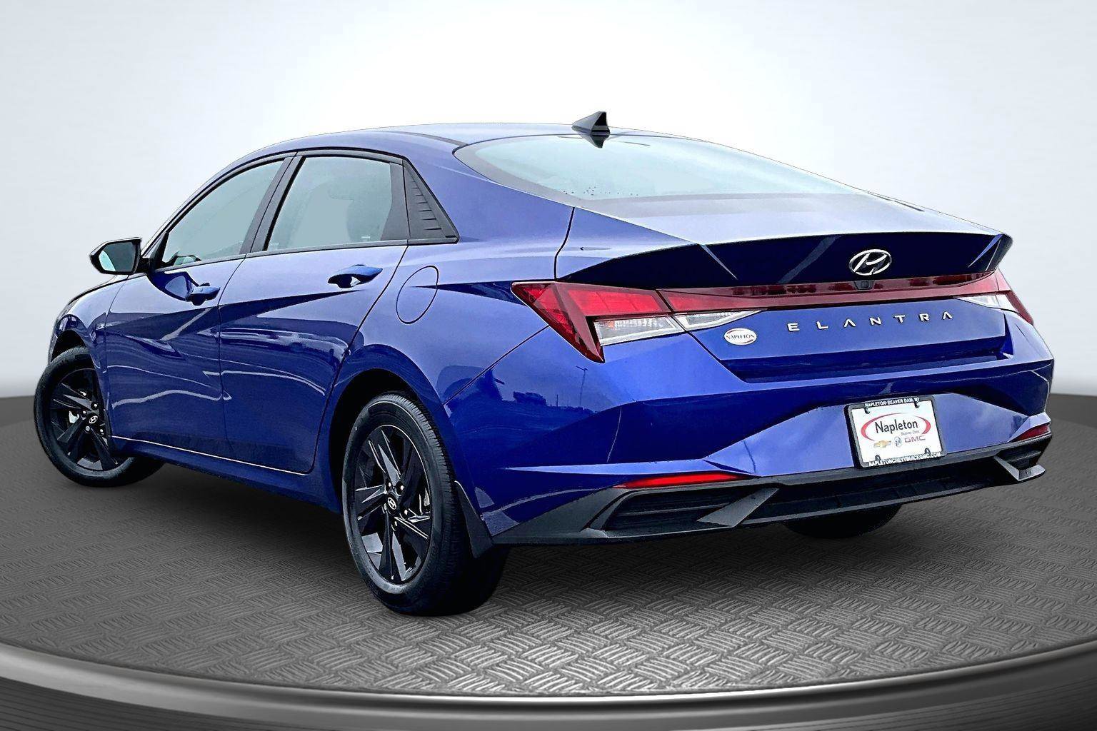 Used 2022 Hyundai Elantra SEL FWD image 13