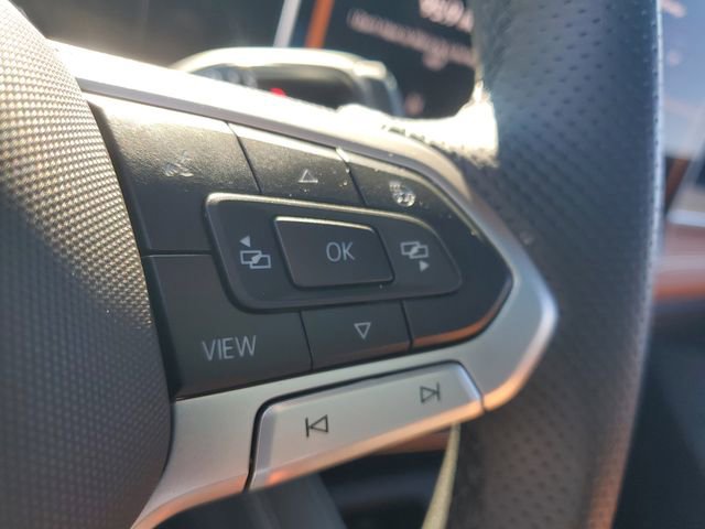Used 2025 Volkswagen Tiguan SEL R-Line image 24