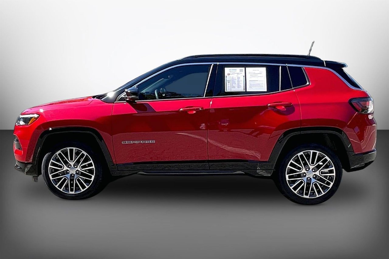 Certified 2024 Jeep Compass Limited w/ Elite Group AWD/4WD image 5