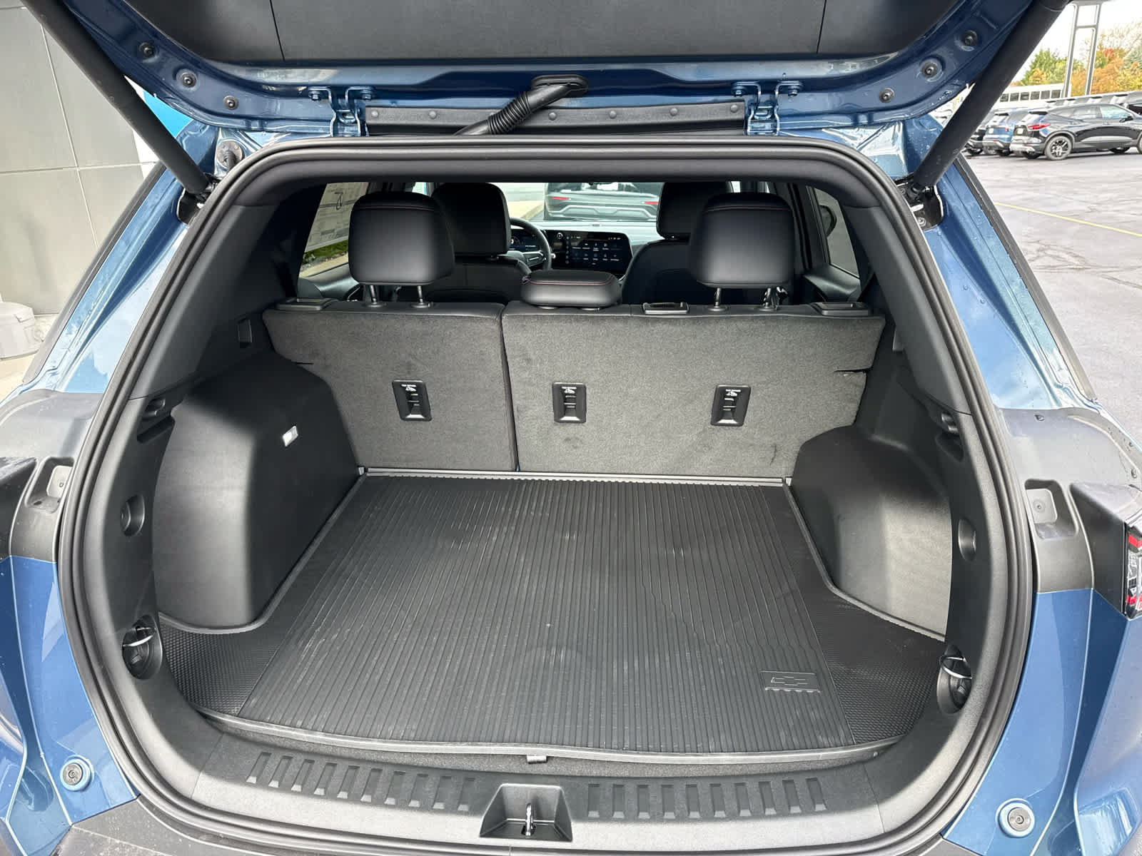 New 2027 Chevrolet Equinox RS w/ Safety and Technology Package AWD/4WD image 10