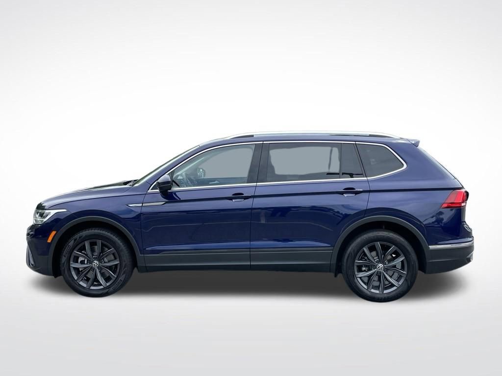 Used 2022 Volkswagen Tiguan SE FWD image 2