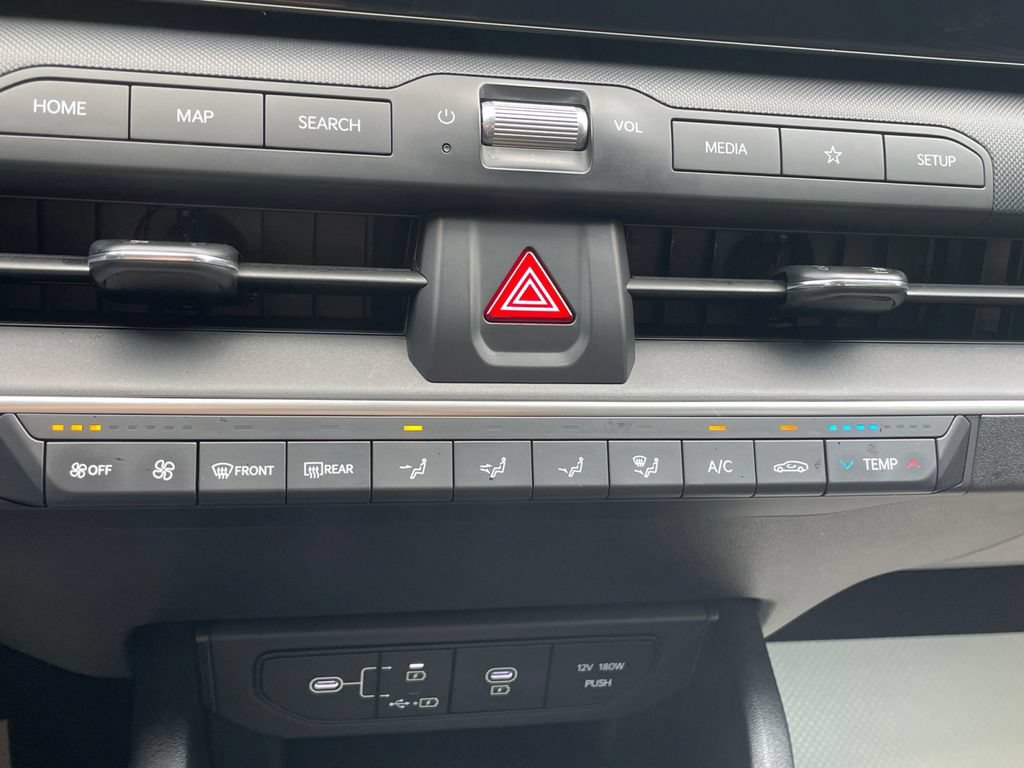 Certified 2025 Kia K4 FWD image 27
