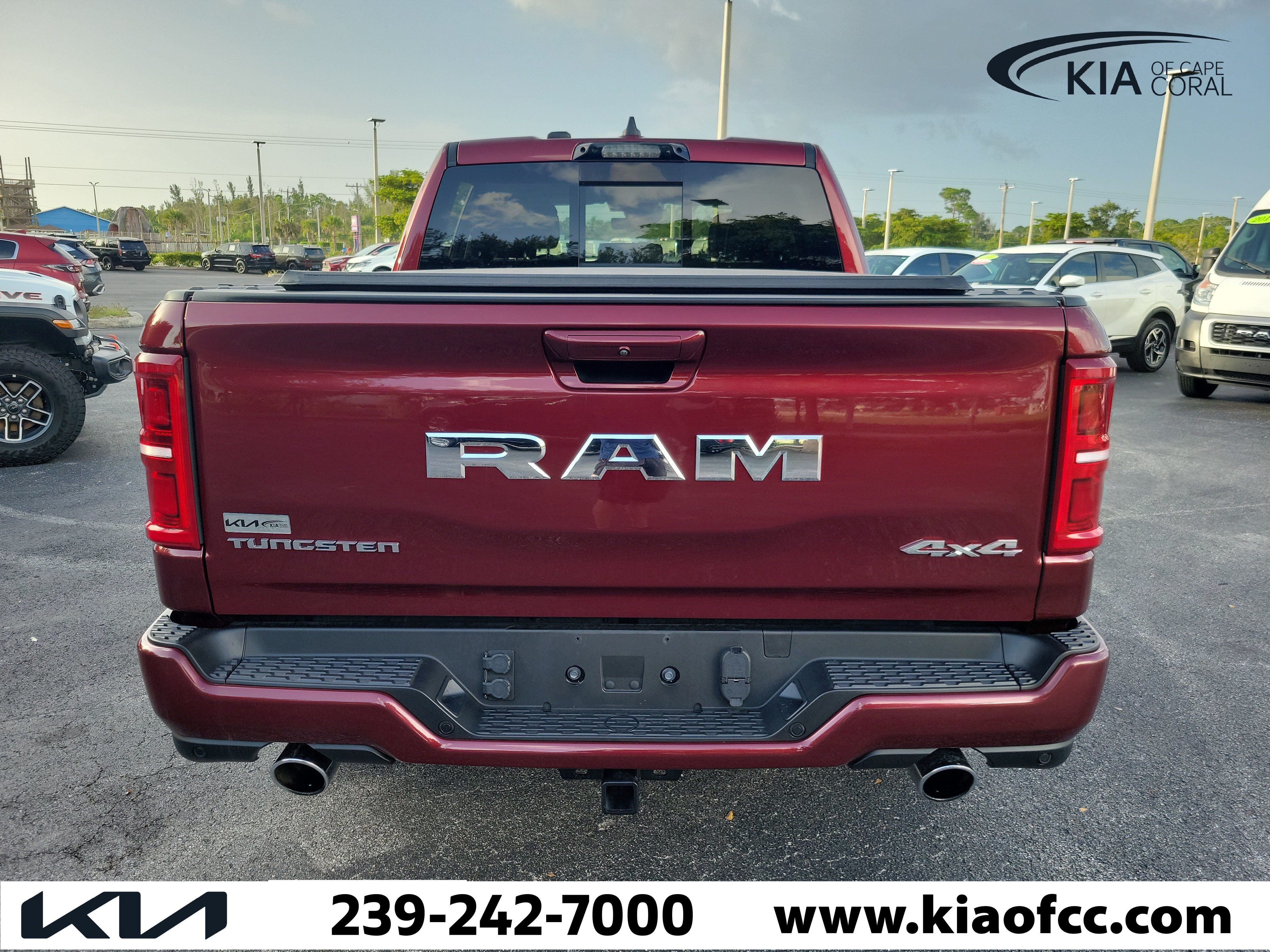 Used 2025 RAM 1500 Tungsten AWD/4WD image 7