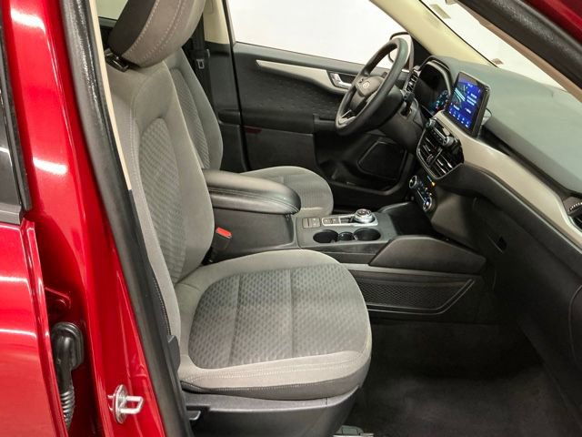 Used 2020 Ford Escape SE FWD image 19