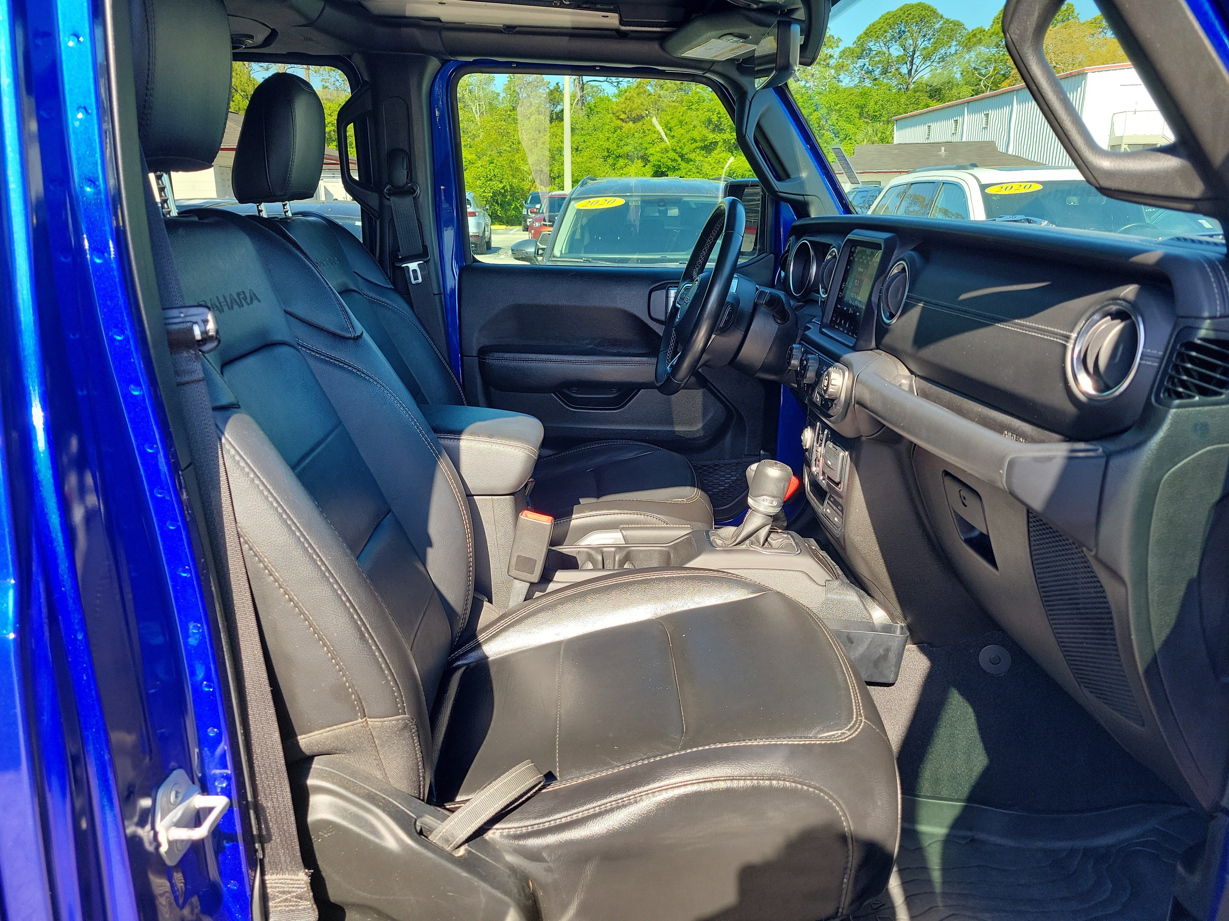 Used 2020 Jeep Wrangler Unlimited Sahara AWD/4WD image 7