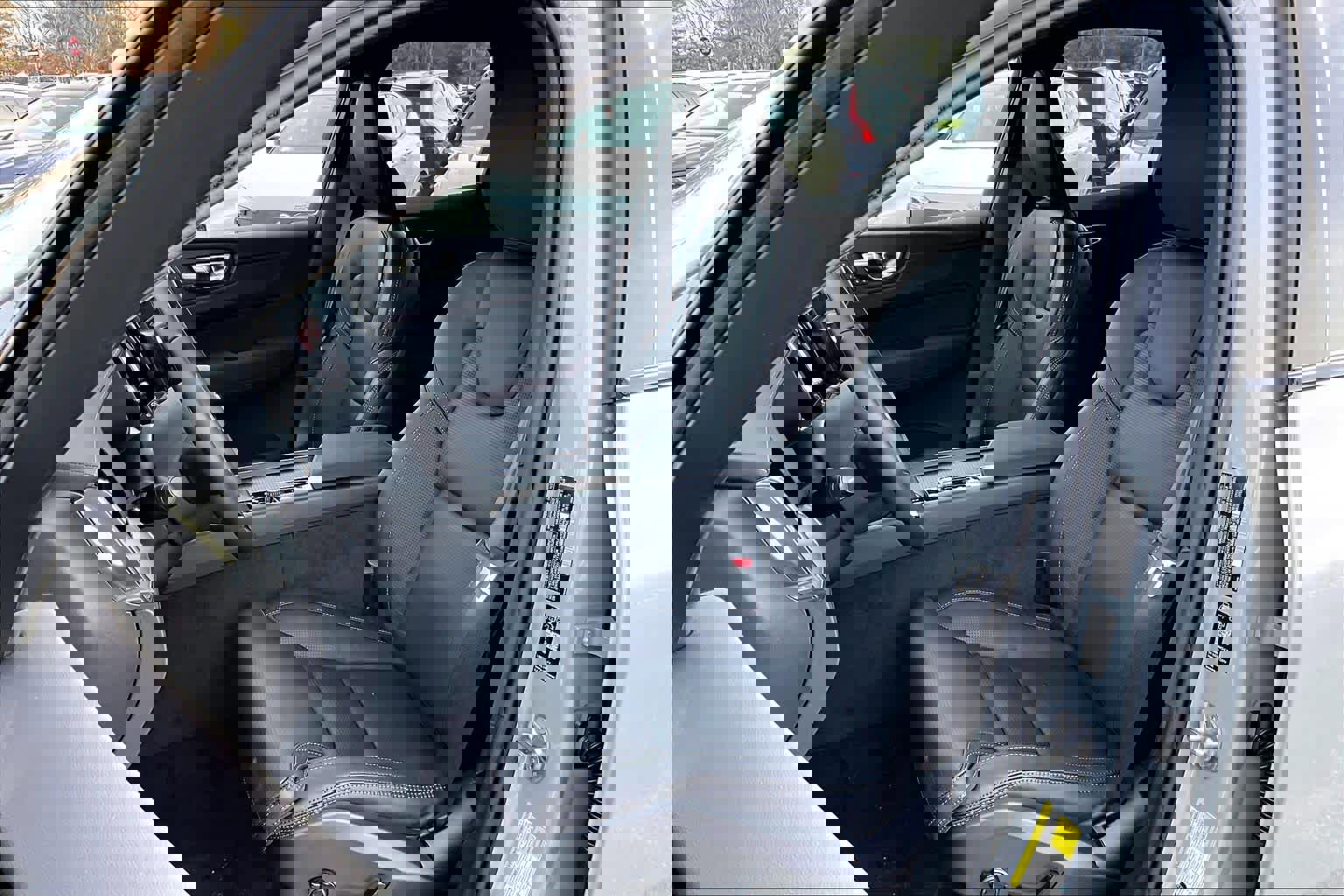 New 2026 Volvo XC60 B5 Ultra w/ Protection Package Premier image 13